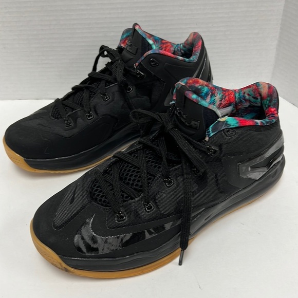 Nike Max LeBron 11 Low SE 642849-078 Size 10 - Picture 1 of 9